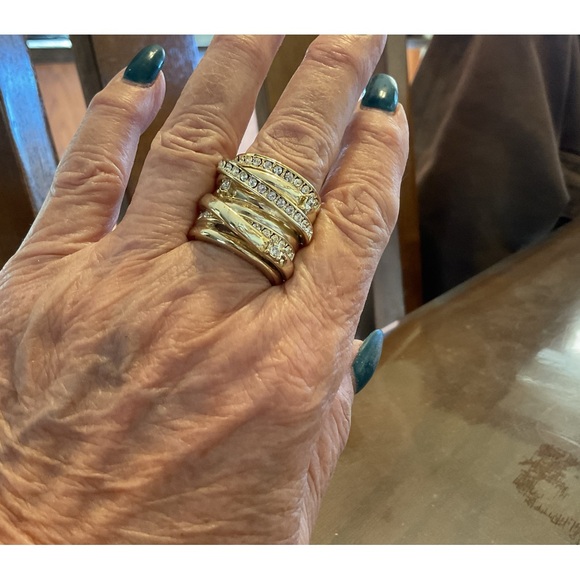 Ladies ring size 7 - Picture 4 of 5